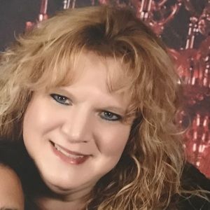 Meet your Posher, Stacy